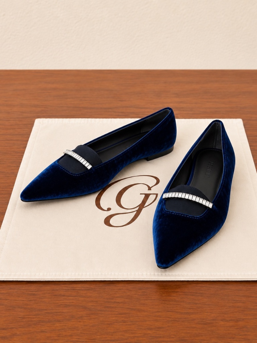 **NEW** The Valentina by M. Gemi, Navy Velvet flat, Size 40, In Box